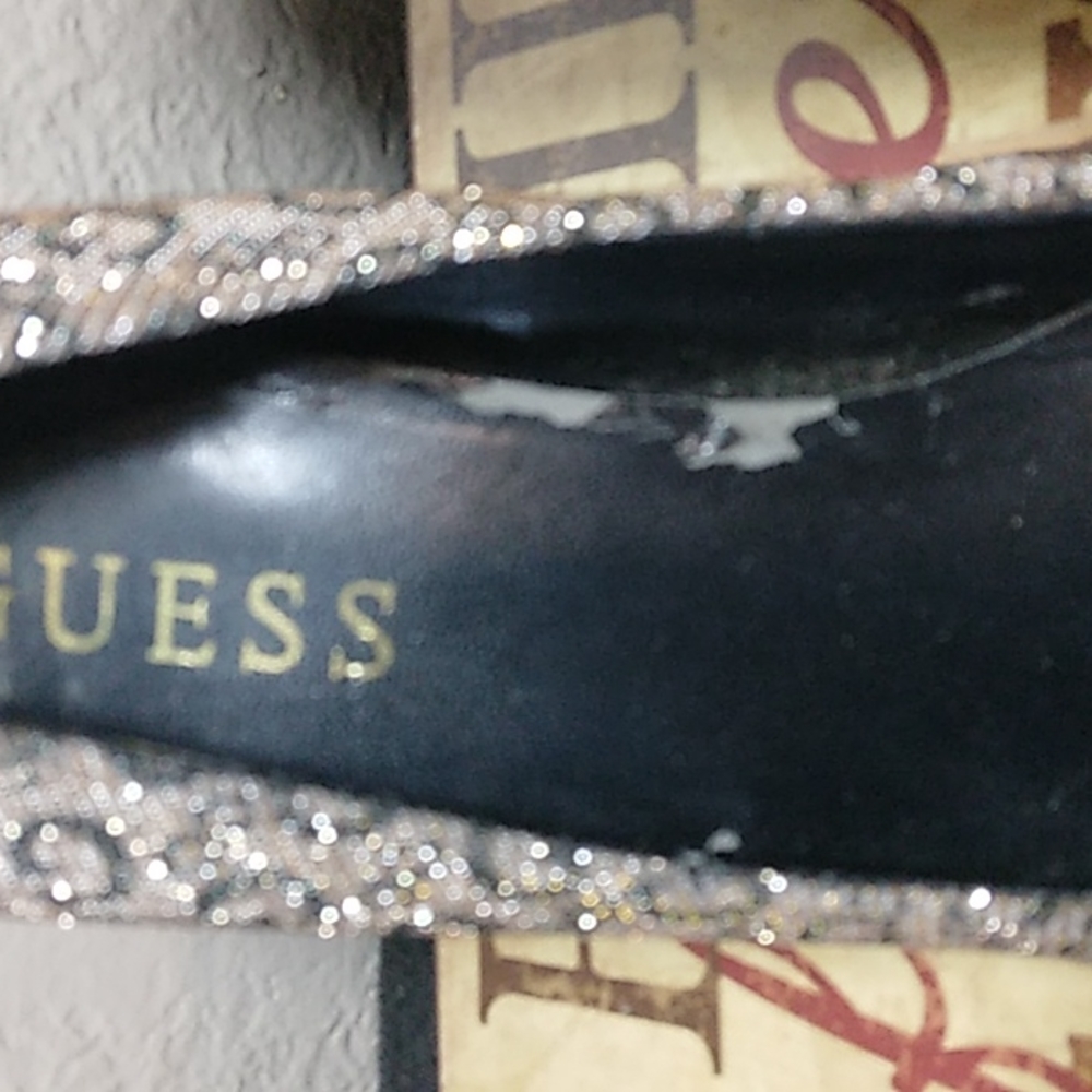 Guess Heels - Picture 2 of 10